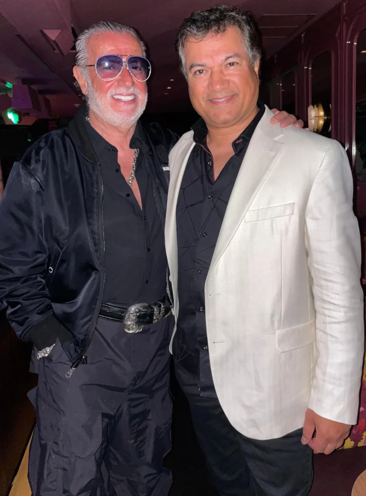 With world renowned fashion designer, Jeff Hamilton
